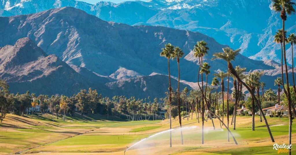 Palm Springs Neighborhoods for Families, Retirees, and More (1)